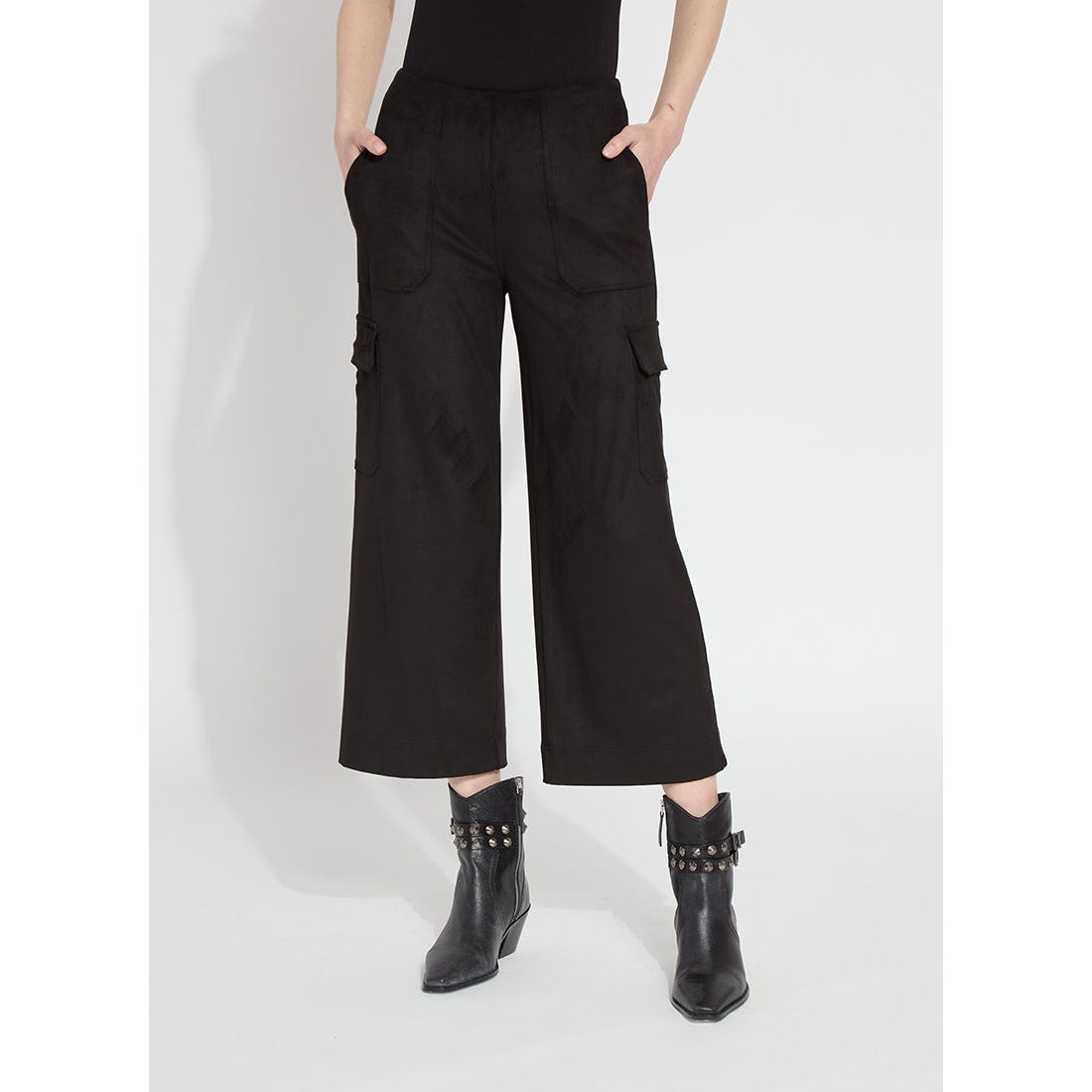 Anita Hi Waist Vegan Crop Cargo in Black