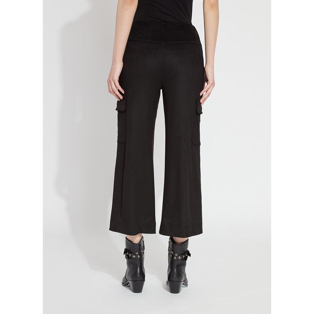 Anita Hi Waist Vegan Crop Cargo in Black